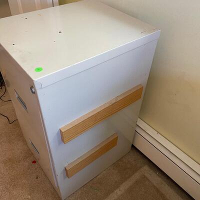 #394U - 2 File Drawer Cabinet No Key