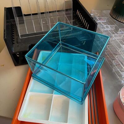 #407U - Paper Trays and Organizers 
