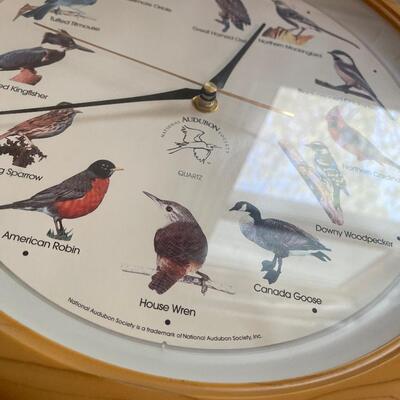 #408U - Bird Clock Needs Batteries 