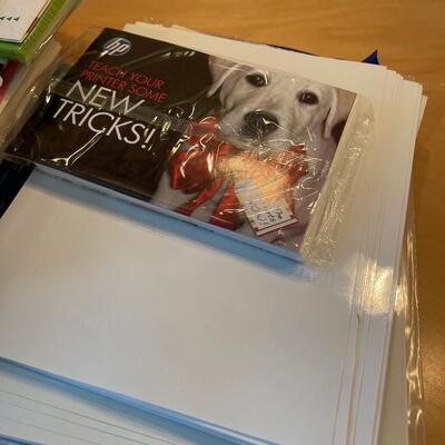#419U Photo and Resume Papers, 