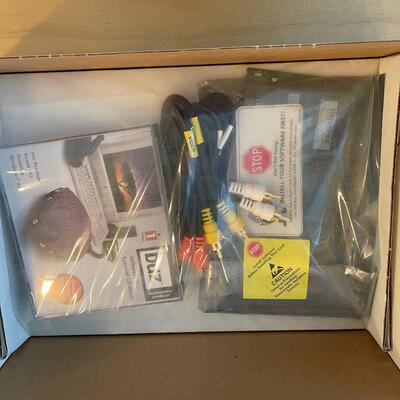 #429U Iomega iBuz new in box