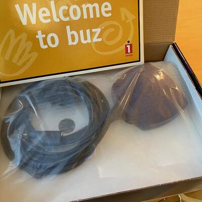 #429U Iomega iBuz new in box