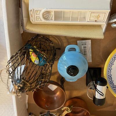 #439U  Small Minutes Crafting Supplies #1 Cinderella Carriage 