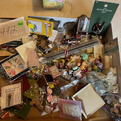 #442U Small Minutes Crafting Supplies #4 Train & Cannon