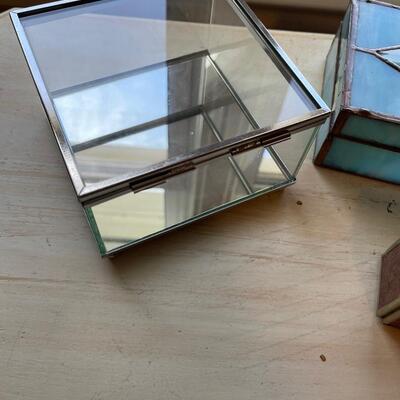 #451U Glass Boxes 