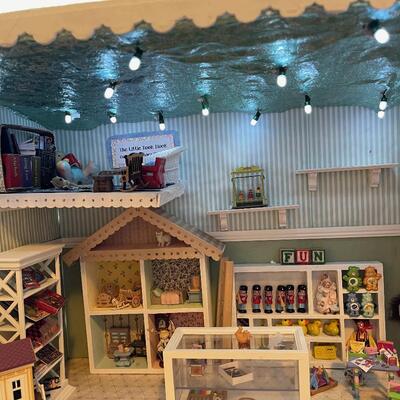 #456U Toy Shop - Miniature