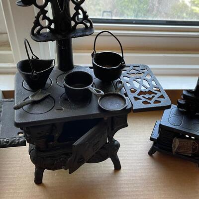 #462U 2 Cast Iron Doll House Stoves 