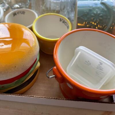 #463U Tray of Glass Ware 