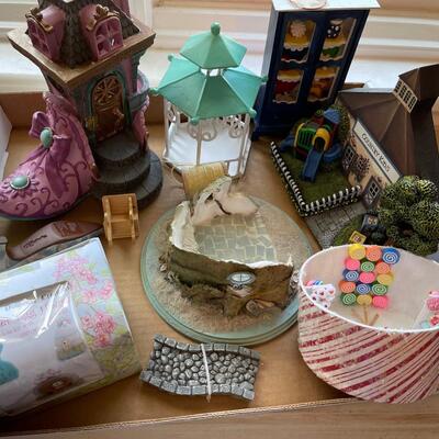 #464U Doll House Crafting Items - Miniature 