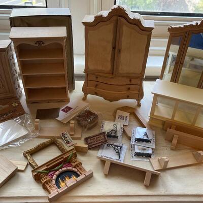 #469U Lot Doll Furniture for Miniature House Making 