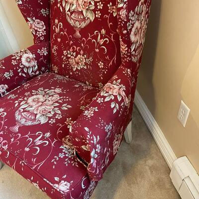 #472U Wing Back - Red Floral 