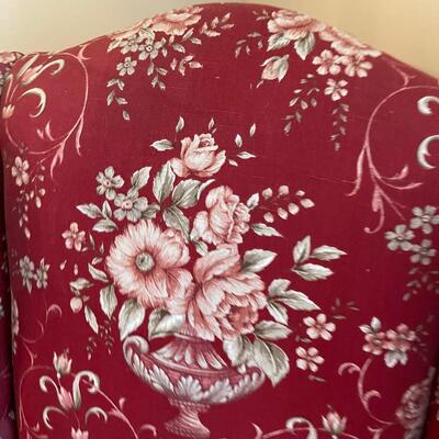 #472U Wing Back - Red Floral 