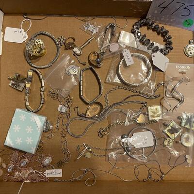 #475U Silver Toned Costume Jewelry Several Pieces of 925