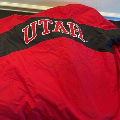 #481 - UTE LOT Beanie, Bag & Flag, Throw, Coat