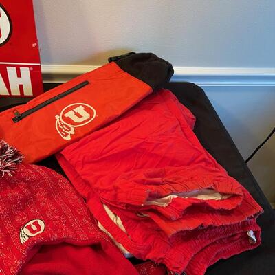 #489 U of U Ute Lot: Bag, Muffler, Flag, Beanies, Ski Pants. 