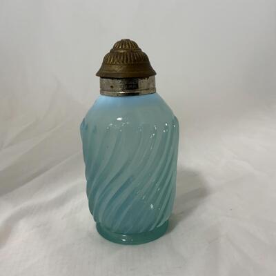 [77] ANTIQUE | Blue Opalescent Syrup