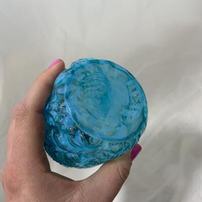 [83] ANTIQUE | Daisy & Fern Pattern | Blue Glass | Apple Blossom Mold | Sugar Shaker