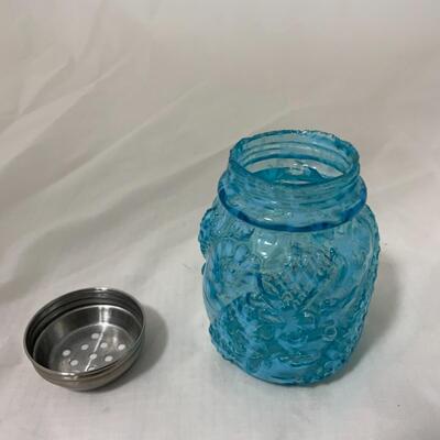 [83] ANTIQUE | Daisy & Fern Pattern | Blue Glass | Apple Blossom Mold | Sugar Shaker