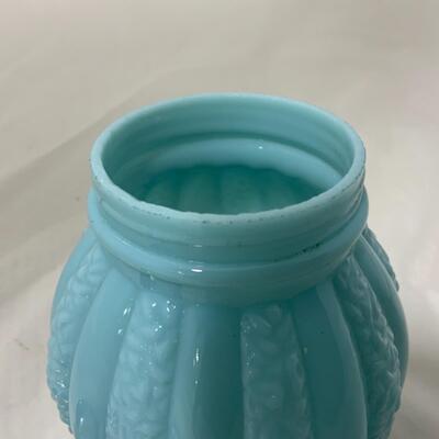 [84] VINTAGE | Blue Milk Glass Sugar Shaker | Round