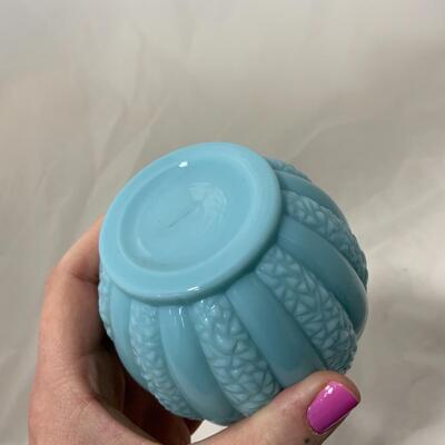 [84] VINTAGE | Blue Milk Glass Sugar Shaker | Round