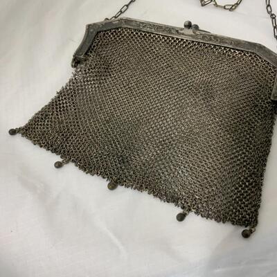 [88] ANTIQUE | German Silver Closure | Mesh Handbag