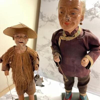 Lot 129 Asian Figures & Scenic Carving In Glass Case