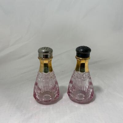 [103] ANTIQUE | Stained Pink Glass | Salt and Pepper Shakers