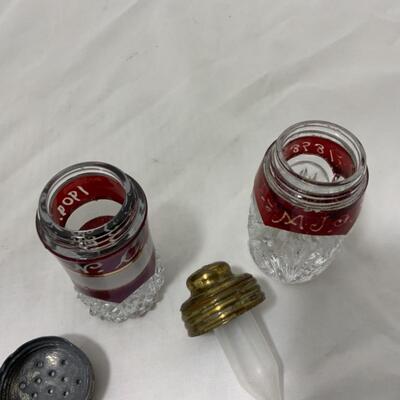 [104] ANTIQUE | 1909 | 1898 | Ruby Flash Shakers | Fancy Insert Lid