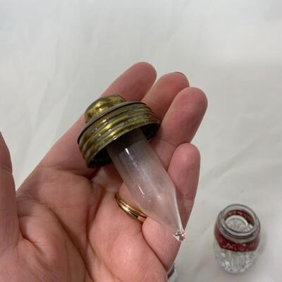 [104] ANTIQUE | 1909 | 1898 | Ruby Flash Shakers | Fancy Insert Lid