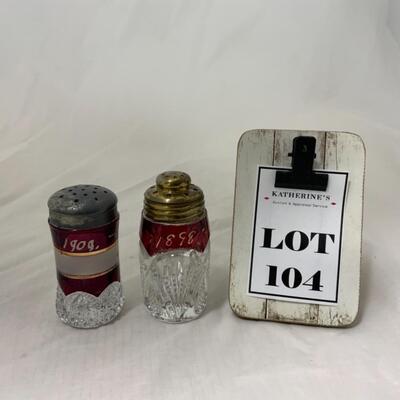 [104] ANTIQUE | 1909 | 1898 | Ruby Flash Shakers | Fancy Insert Lid