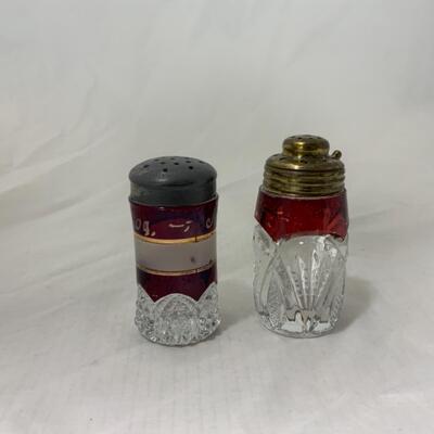 [104] ANTIQUE | 1909 | 1898 | Ruby Flash Shakers | Fancy Insert Lid