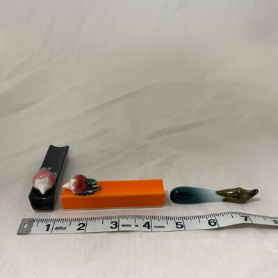 [107] VINTAGE | Ceramic Knife Rests | Radish | Eggplant