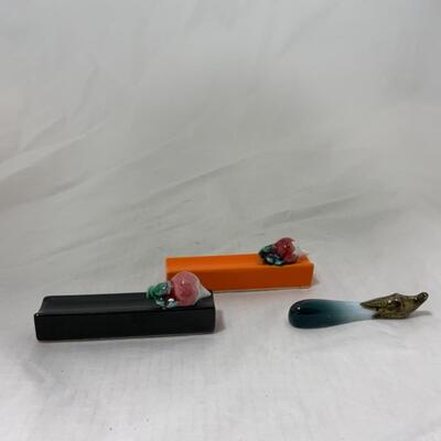 [107] VINTAGE | Ceramic Knife Rests | Radish | Eggplant