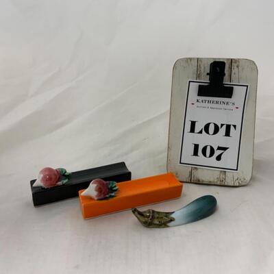 [107] VINTAGE | Ceramic Knife Rests | Radish | Eggplant