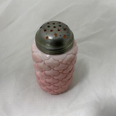 [110] ANTIQUE | Muffineer Pink | Sugar Shaker