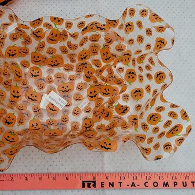 Lot 119: Assorted NEW Halloween Collectibles 