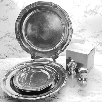 Lot 136 Wilton Armentale RWP Pewter Plates Trays Salt & Pepper Grinder
