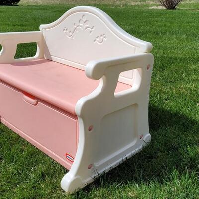 Lot 134: Vintage Little Tikes Outdoor Children's Bench Pink 