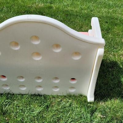 Lot 134: Vintage Little Tikes Outdoor Children's Bench Pink 