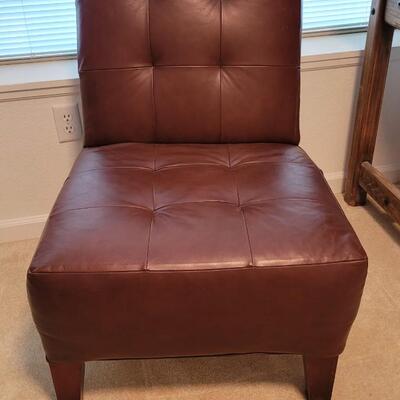 Lot 138: Highback Leather Chair