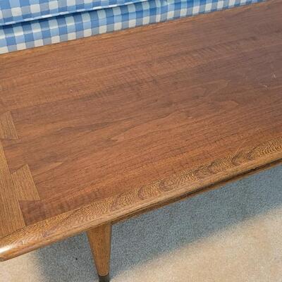 Lot 139: Vintage Mid Century Modern LANE Long Coffee Table 