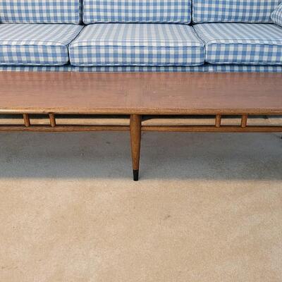 Lot 139: Vintage Mid Century Modern LANE Long Coffee Table 