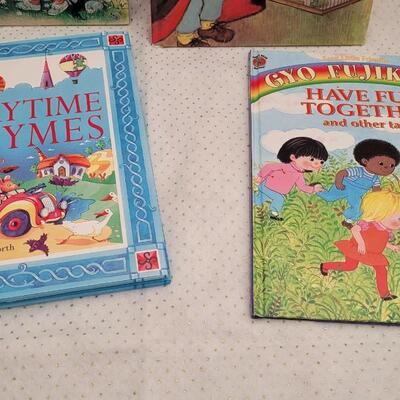 Lot 144: Assorted Children's Books 