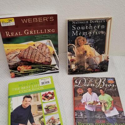 Lot 158: Assorted Cookbook Recipe Books