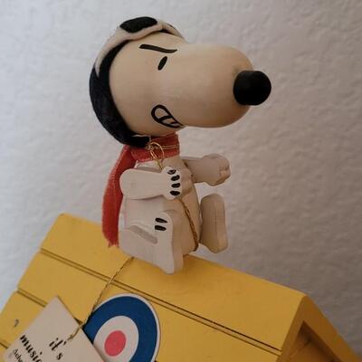 Lot 167: Vintage New 1960's SNOOPY Collectible Musical Figure 