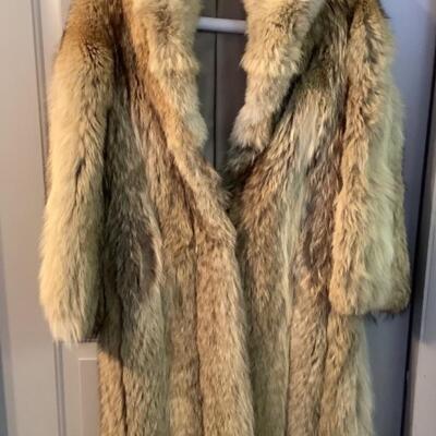 B1155 Antique Raccoon Fur Coat
