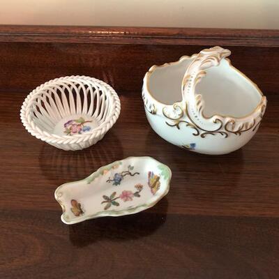 Lot 154 Group 3pc Herend Baskets Dish Hand Painted Hungary Queen Victoria