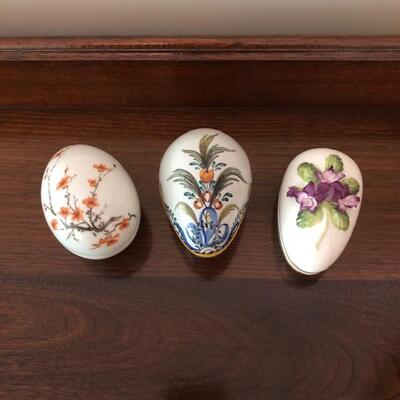 Lot 155 Group 3 China Egg Boxes Trinkets Rings Limoges France Coalport