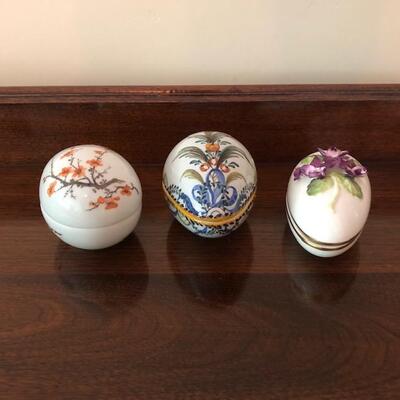 Lot 155 Group 3 China Egg Boxes Trinkets Rings Limoges France Coalport