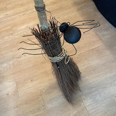 #511 Halloween Witches broom.  Its Cool! Need
